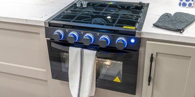 2026 KZ RV Connect C333RLK Travel Trailer Oven