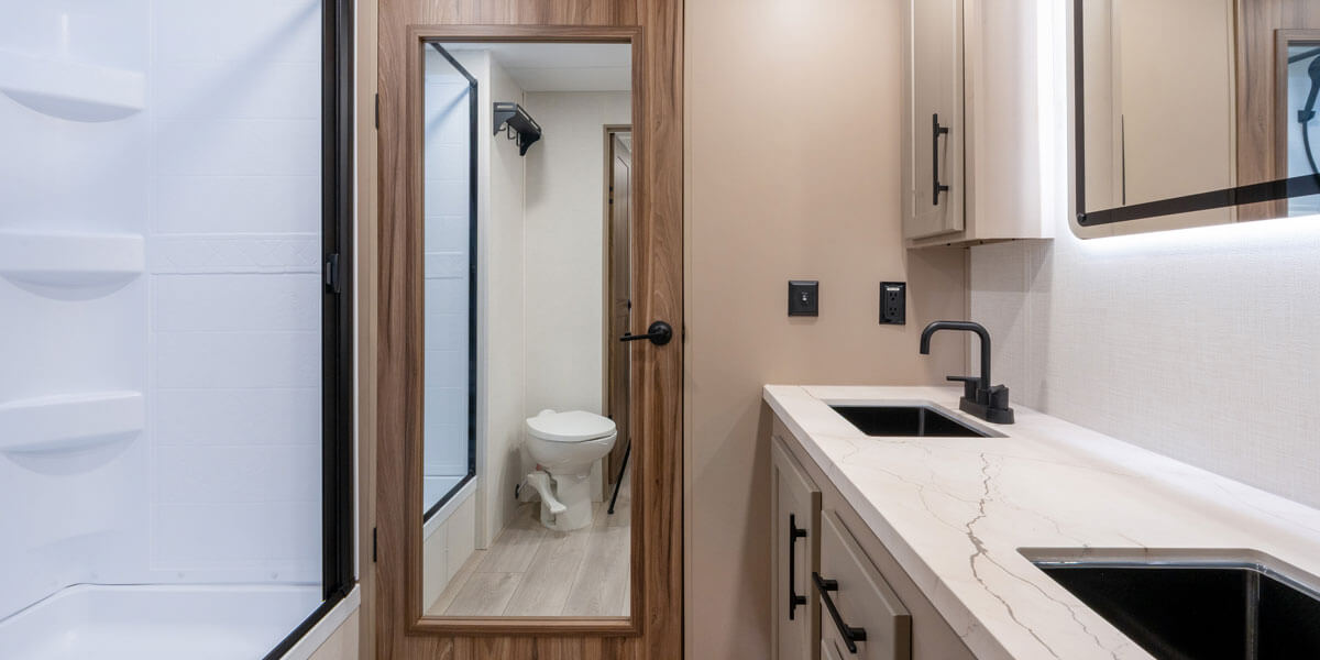 2027 KZ RV Connect C302FBK Travel Trailer Bathroom