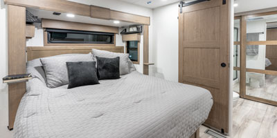 2026 KZ RV Durango Gold G366FBQ Fifth Wheel King Bed