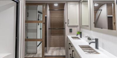 2026 KZ RV Durango Gold G366FBQ Fifth Wheel Master Bathroom Closet