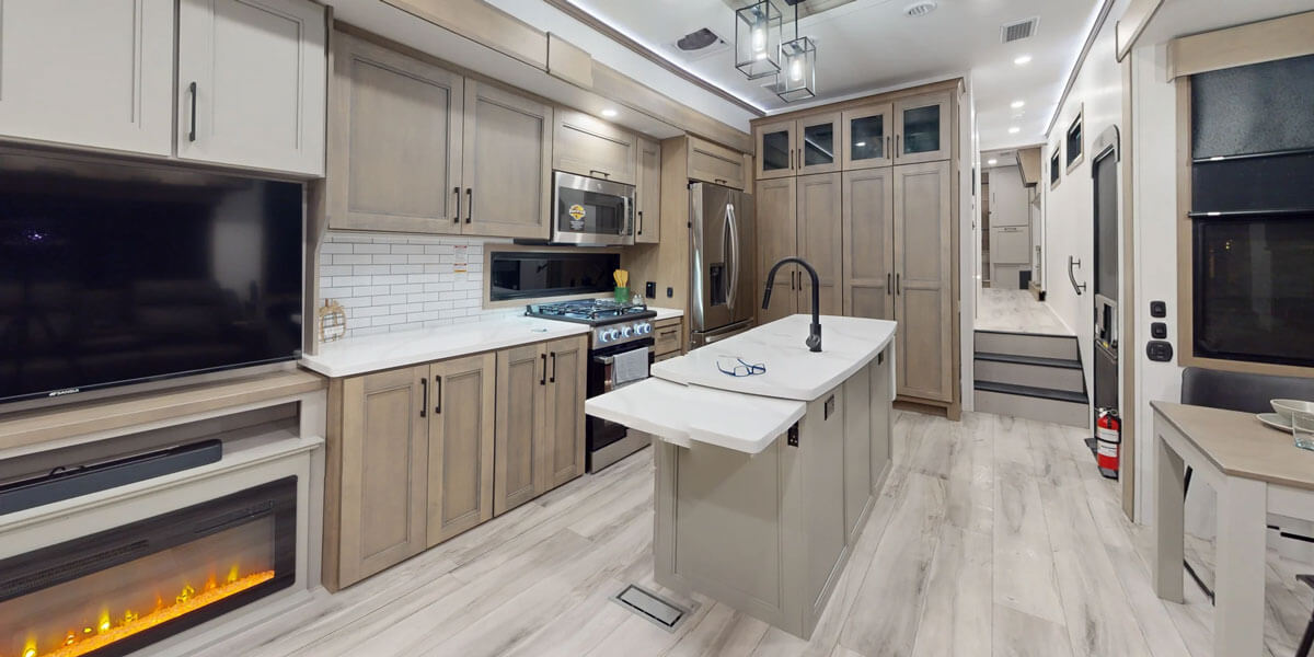 2026 KZ RV Durango Gold G384MSQ Fifth Wheel Interior 360