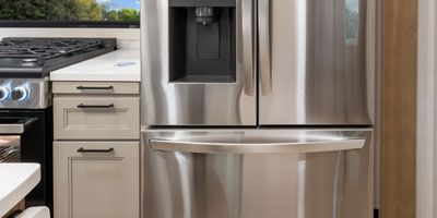 2027 KZ RV Durango Gold G384MSQ Fifth Wheel Fridge Closed