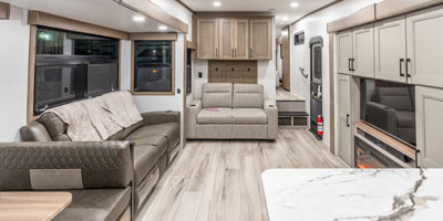 2026 KZ RV Durango HT D256RKT Fifth Wheel Back to Front