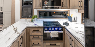 2026 KZ RV Durango HT D256RKT Fifth Wheel Kitchen Microwave, Cooktop and Oven