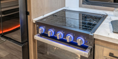 2026 KZ RV Durango HT D296BHT Fifth Wheel Cooktop, Oven and Microwave