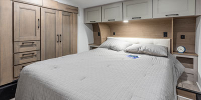 2026 KZ RV Durango HT D296BHT Fifth Wheel Master Queen Bed