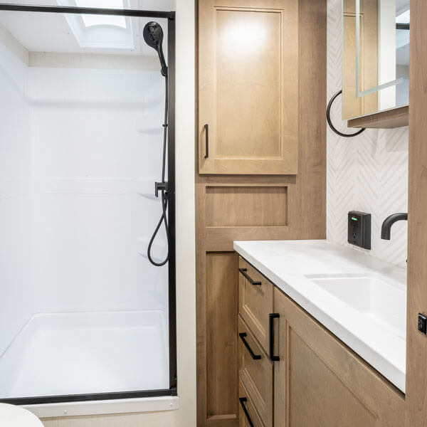 2027 KZ RV Durango HT D290RLT Fifth Wheel Large Shower