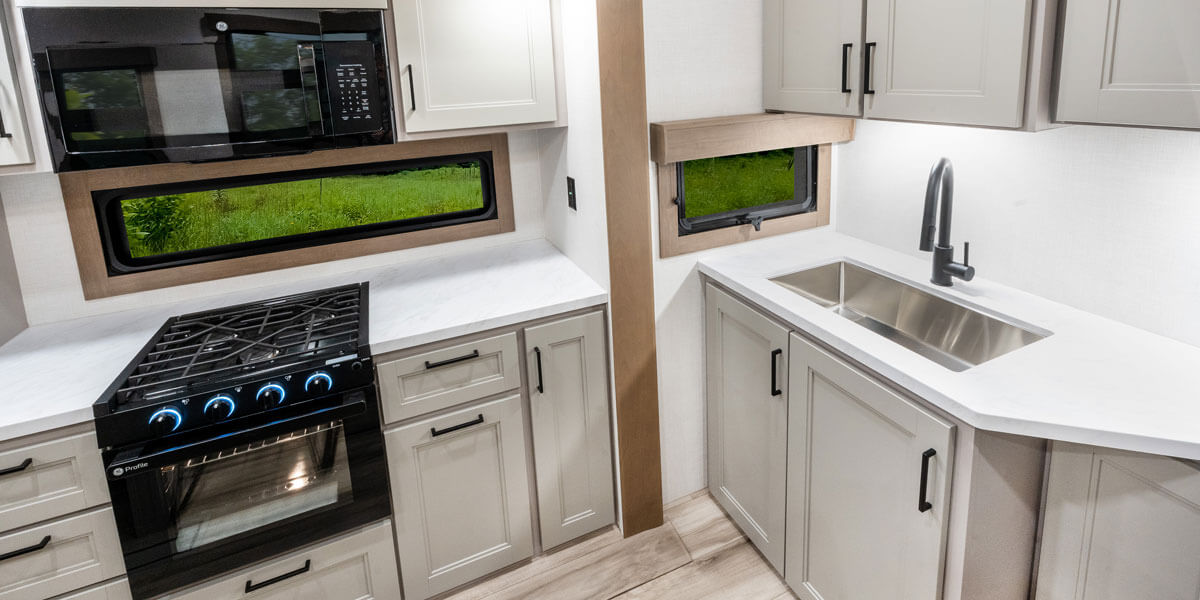 2027 KZ RV Durango HT D290RLT Fifth Wheel Kitchen
