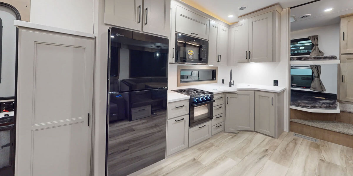 2027 KZ RV Durango HT D286BHD Fifth Wheel Interior 360