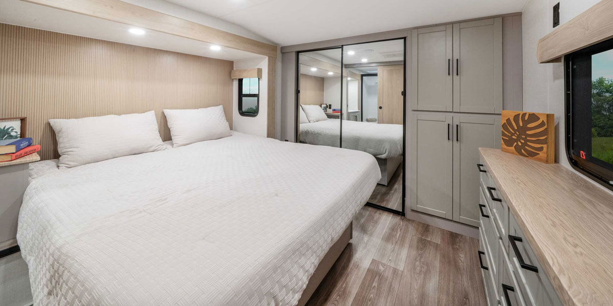 2027 KZ RV Ridgeway 36MBL Fifth Wheel Bedroom