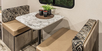 2019 KZ RV Sportsmen Classic SE 180BHSE Travel Trailer Dinette