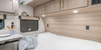 2026 KZ RV Sportsmen Classic 130BH Travel Trailer Queen Bed