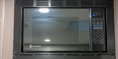 2026 KZ RV Sportsmen Classic 171BH Travel Trailer Microwave