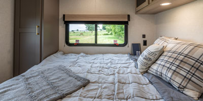 2026 KZ RV Sportsmen SE 301DBSE Travel Trailer Queen Rear Bed