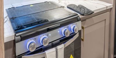 2026 KZ RV Sportsmen SE 344BHKSE Travel Trailer Oven, Cooktop and Microwave