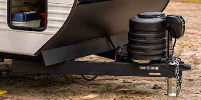 2027 KZ RV Sportsmen 333BHK Travel Trailer Exterior Front Jack Vertical