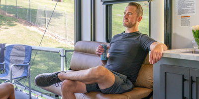 2026 KZ RV Sportster X 22X Travel Trailer Toy Hauler Interior Lifestyle 7